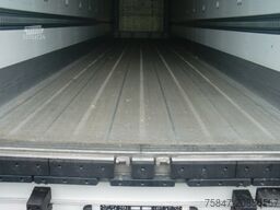 Schmitz Cargobull SKO 24/L - 13.4 FP V7 Doppelstock Lift