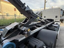 iveco eurocargo 120 e 18 scarrabile tam