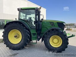 John Deere 6215R