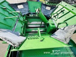 John Deere S790