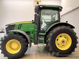 John Deere 7230R
