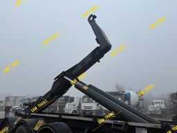 DAF CF85.460 Abrollkipper 8x2 Manual EU5