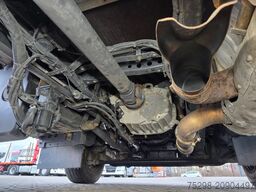 MERCEDES-BENZ Atego 818 / Ladebordwand / Rückfahrkamera