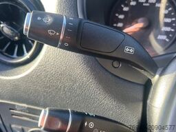 MERCEDES-BENZ Vito 114 LANG TEMPOMAT 2-SITZER WERKZEUGSCHRÄNKE