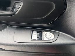 MERCEDES-BENZ Vito 110 LANG 6G KLIMA TEMPOMAT 2-SITZE SCHRÄNKE