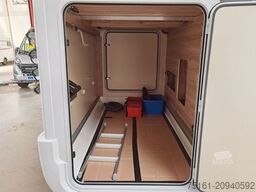 EURAMOBIL INTEGRA LINE 720 EB /180PS-9G MAXI/ EINZELBETTEN