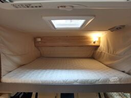 EURAMOBIL INTEGRA LINE 720 EB /180PS-9G MAXI/ EINZELBETTEN