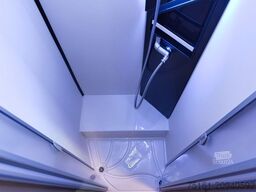 EURAMOBIL INTEGRA LINE 720 EB /180PS-9G MAXI/ EINZELBETTEN