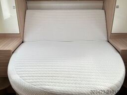 BÜRSTNER Ixeo I 736 H  SAT,Solar,Dachklimaanlage,RK