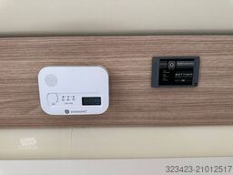 BÜRSTNER Ixeo I 736 H  SAT,Solar,Dachklimaanlage,RK