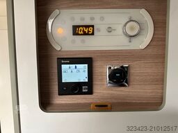 BÜRSTNER Ixeo I 736 H  SAT,Solar,Dachklimaanlage,RK