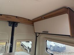 KARMANN Dexter 4x4 DE 570 AW Klima, RFK, El. Trittstufe