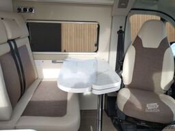 EURAMOBIL Van V 635 EB Captain-Chair- Sitze, Skyroof, RFK