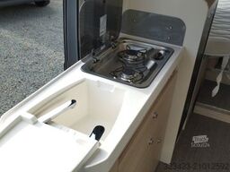 EURAMOBIL Van V 635 EB Captain-Chair- Sitze, Skyroof, RFK