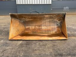 ZFE Side-Tilting bucket