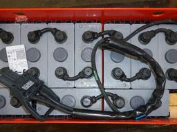 GRUMA 24 Volt 4 PzV 400 Ah