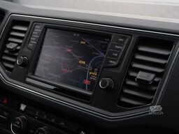 Volkswagen Crafter 35 2.0 TDI L3H3 AUT/ LED/ CAMERA/ CLIMA...