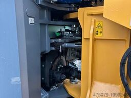 LIEBHERR L 566 XPower / Leichtgutschaufel 10 m³