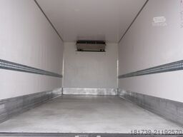 Mercedes-Benz Atego 1530 E6 Lamberet refrigerated truc