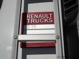 Renault D19 Wide 4x2 E6 / Lamberet 22 EPAL refri