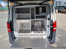 Mercedes-Benz Vito Notarzteinsatzfahrzeug NEF