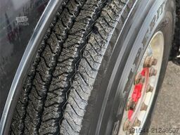 MAN TGX 28.510 6x2 Tractor Unit – Custom Interior