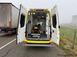 Mercedes-Benz Sprinter 319