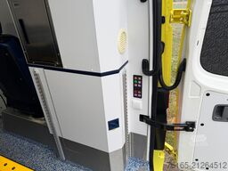 Mercedes-Benz Sprinter 319