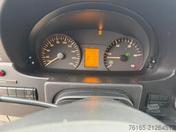 Mercedes-Benz Sprinter 319