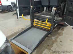 Mercedes-Benz Sprinter 317 CDI Kombi,Rollstuhllift,8Sitze