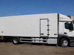 Mercedes-Benz Antos 1924 + THERMO KING 1200 + LIFT + EURO 6