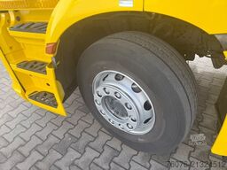 MERCEDES-BENZ 2540 L 6x2/4 Kühlkoffer 9.1m Carrier 1100U LBW