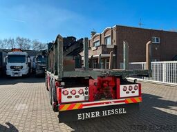 MERCEDES-BENZ 3253 Pritsche + HIAB 302 Kran 8x2-4