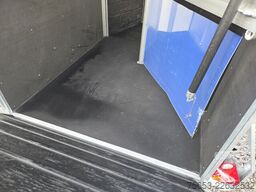 Cheval Liberté Touring Country 2,6t berry Sattelschrank