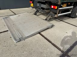 DAF CF 65.220 / Tail Lift / Euro 5 / Klima / NL Truck