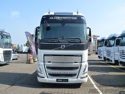VOLVO FH 460 Globetrotter XL i-Save SideSkirts