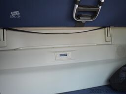 VOLVO FH 460 Globetrotter XL i-Save SideSkirts