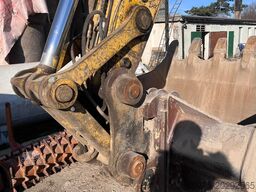 Komatsu Komatsu PC380 LC-6K