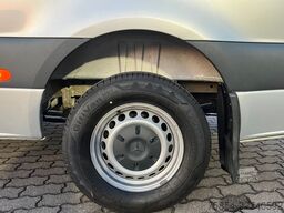 MERCEDES-BENZ Sprinter III Kasten 319 CDI V6 RWD L2