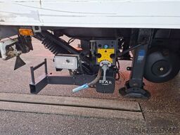 SCHMITZ CARGOBULL 18 to Tandem Kühlkoffer Ladebordwand Durchlader