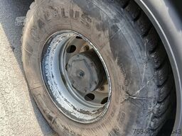 Iveco 450 8X4 CON BETONIERA CIFA