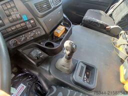 Iveco 450 8X4 CON BETONIERA CIFA