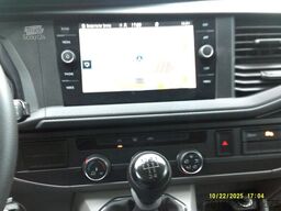 VOLKSWAGEN T6.1  9-Sitzer-Stoff  1. Hand Klima