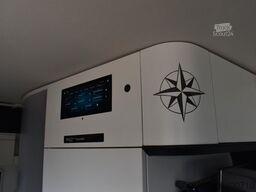 MERCEDES-BENZ James Cook 419 CDI 4x4 9 G-Tronic Slide Out