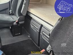 Mercedes-Benz Actros 1851