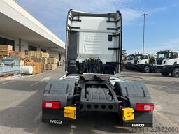 Iveco S-WAY 490