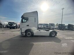 Iveco S-WAY 490