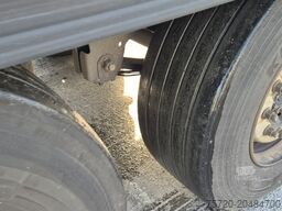 Schmitz SKO24 Carrier Vector 1550 reparierter Schaden Stütze links