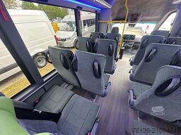 MERCEDES-BENZ Sprinter 519 29+1+1 Klima Standheizung  El. Tür