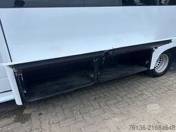 MERCEDES-BENZ Sprinter 519 29+1+1 Klima Standheizung  El. Tür